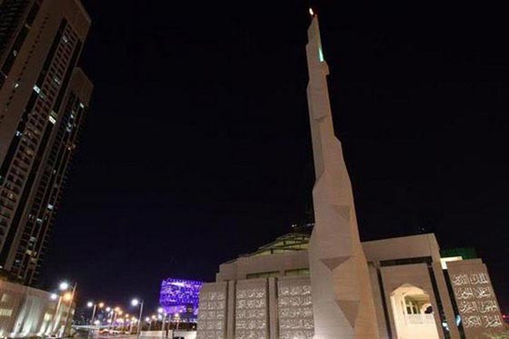 ابو ظبي تحتضمن اول مسجد مغطى باسماء الله الحسنى.. شاهد الصور صورة رقم 1