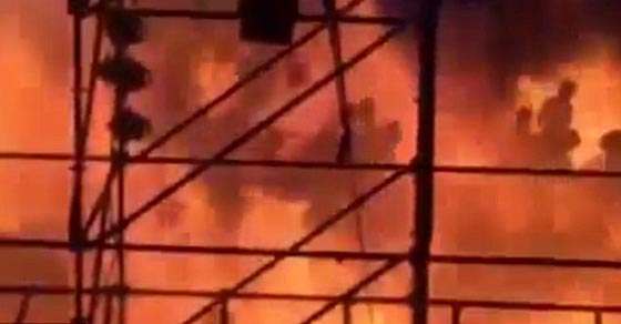  فيديو مروّع.. حريق هائل في متنزه للالعاب المائية يوقع 516 جريحا صورة رقم 18