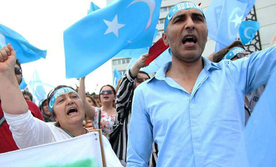 مظاهرات غضب في تركيا بسبب منع الصين مسلميها من الصيام صورة رقم 8
