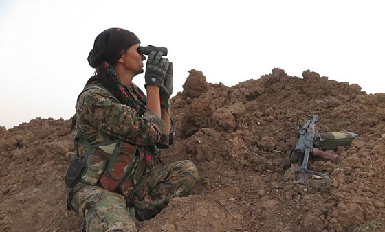 عارضة ازياء كردية تخلت عن حياة الرفاهية لقتال داعش صورة رقم 6