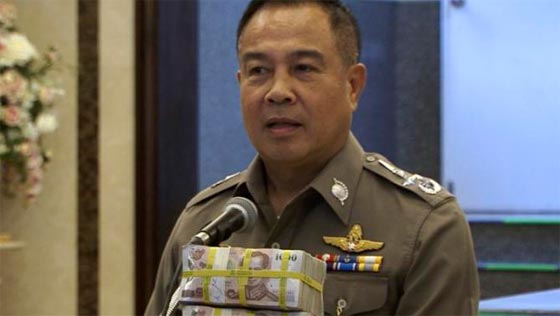 مجرم هارب يتسبب بمكافأة استثنائية لشرطة تايلندا صورة رقم 1