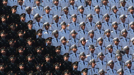 الصين تستعرض قوتها العسكرية الجبارة.. بالفيديو صورة رقم 33