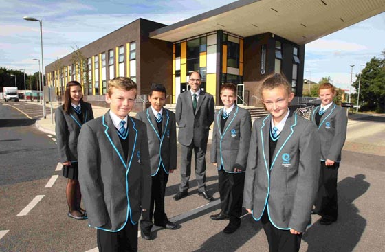 برطانيا: عزل اربعين طالبا لاخلالهم بقياسات القرطاسية صورة رقم 4