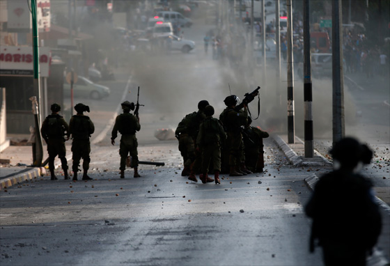 اسرائيل تبدأ بتنفيذ قرارات نتنياهو بهدم البيوت وقتل الفلسطينيين  صورة رقم 12
