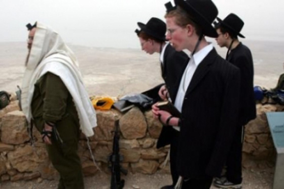  مجموعات اسرائيلية تحاول سرقة البتراء والعبث بتاريخها لتنسبه لليهود صورة رقم 4