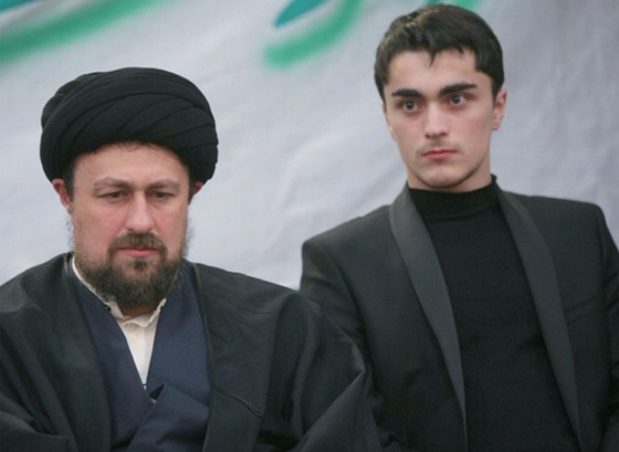 جدل واسع في ايران حول سيلفي حفيد الخميني امام الكعبة صورة رقم 6