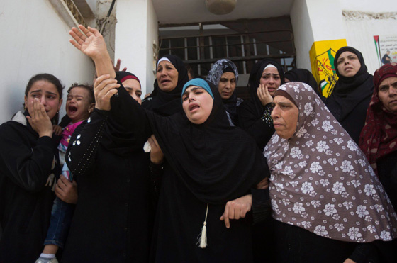 اعدام ثلاثة فلسطينيين بذريعة الارهاب واضراب عام في اراضي 48 صورة رقم 8