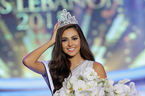صور ملكة جمال لبنان فاليري ابو شقرا ودموعها فضحت معرفتها للنتيحة مسبقا! صورة رقم 12