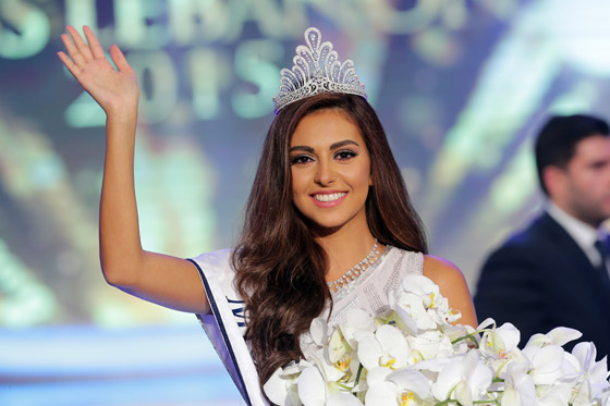 صور ملكة جمال لبنان فاليري ابو شقرا ودموعها فضحت معرفتها للنتيحة مسبقا! صورة رقم 11