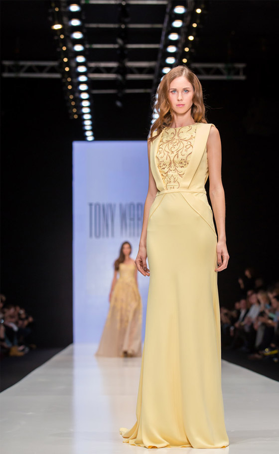 عرض رائع  لازياء الامريكي  توني وارد في اسبوع الموضة الروسية صورة رقم 5