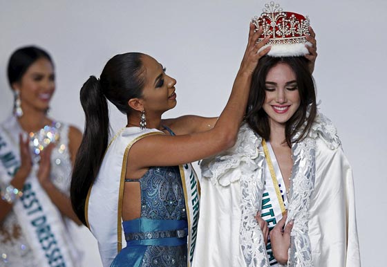 فيديو وصور تتويج الحسناء ايديمار مارتينيز ملكة جمال العالم صورة رقم 3