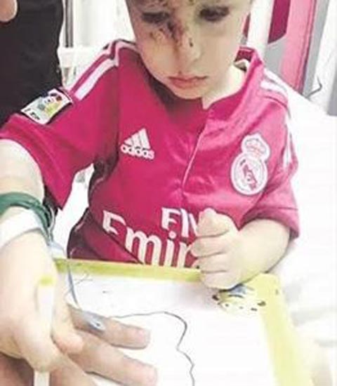 كريستيانو رونالدو يحقق حلم الطفل حيدر الذي فقد والديه بتفجيرات لبنان ‏ صورة رقم 6
