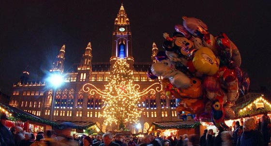 صور اجمل أسواق عيد الميلاد (الكريسماس) في أوروبا صورة رقم 3