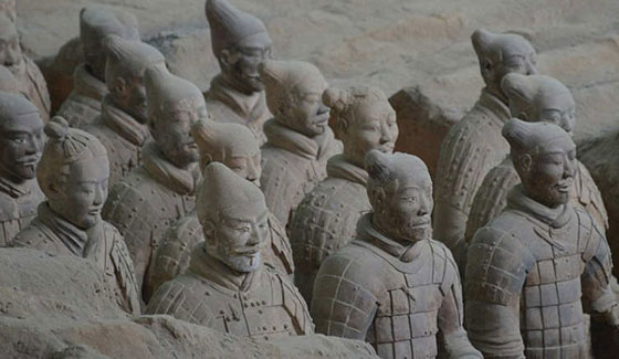 تيراكوتا.. جيش تحت الارض يحرس قبر الامبراطور الصيني العظيم صورة رقم 6