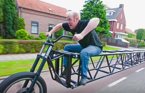 من هولندا مباشرة.. شاهد اكبر دراجة هوائية في العالم طولها 36 مترا!! صورة رقم 1