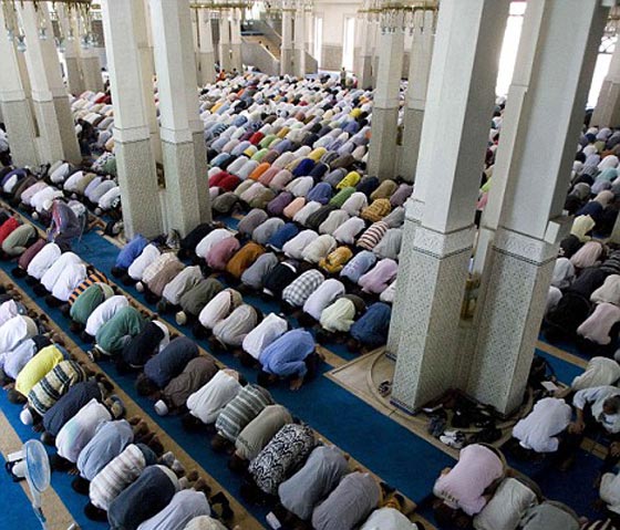وزير ايطالي: سنحظر المراكز الاسلامية والمساجد غير المرخصة صورة رقم 3
