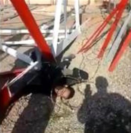 فيديو مروع.. لحظة انتحار مصري القى بنفسه من اعلى برج شاهق صورة رقم 4