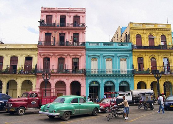 مدن تميز طبيعتها الألوان الزاهية.. النوبة المصرية وايطاليا والكاريبي صورة رقم 4