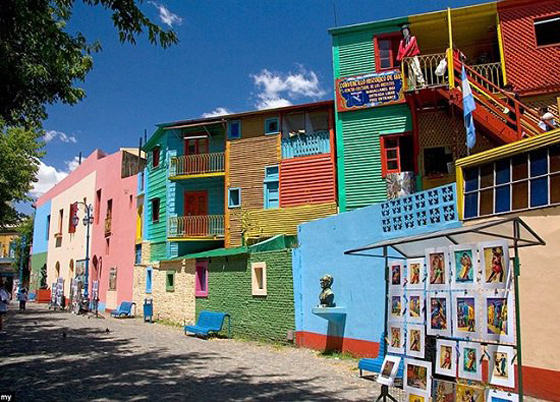 مدن تميز طبيعتها الألوان الزاهية.. النوبة المصرية وايطاليا والكاريبي صورة رقم 5