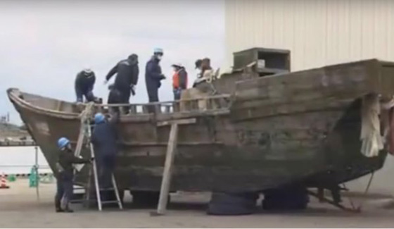 اليابان تعثر على 20 جثة غامضة في سفن خشبية.. شاهد الفيديو صورة رقم 2