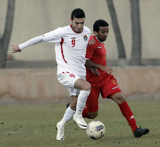 عشرة لاعبين مميزين يسجلون اجمل اهداف عام 2015.. بينهم فلسطيني  صورة رقم 7
