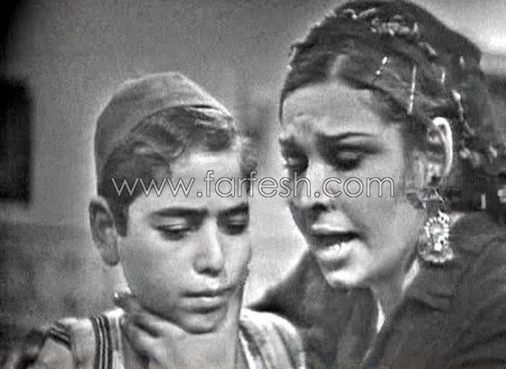  فيديو نادر للفنان الراحل ممدوح عبد العليم يمثل في طفولته وفيديو وهو يبكي في آخر لقاء له صورة رقم 3