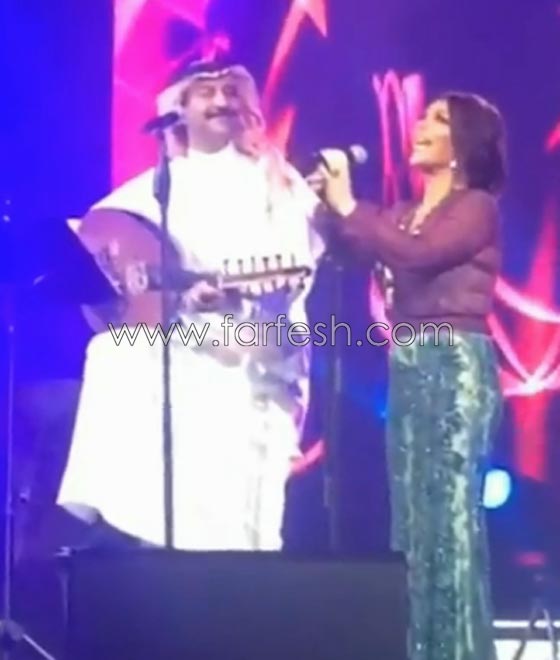 فيديو اصالة مع عبادي جوهر وانغام مع محمد عبده في ديو بحفل مهرجان دبي التجاري صورة رقم 3