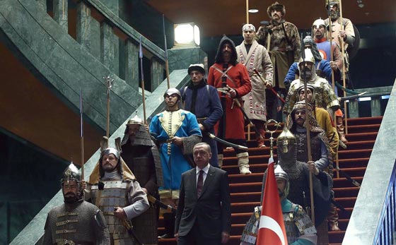 فيلم تركي يمجد الرئيس اردوغان ويروي قصة حياته وبطولاته صورة رقم 1