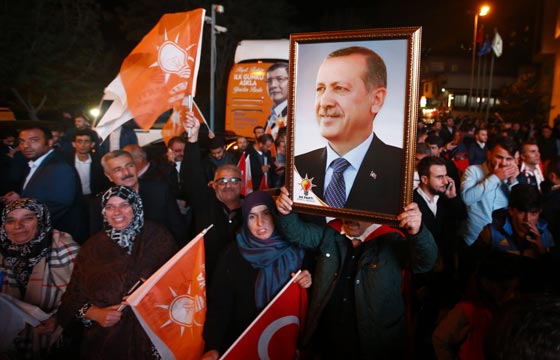 فيلم تركي يمجد الرئيس اردوغان ويروي قصة حياته وبطولاته صورة رقم 4