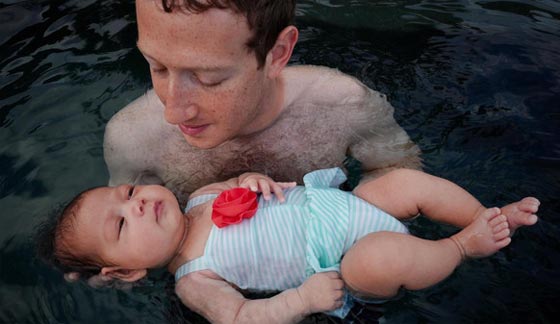  مؤسس فيسبوك ينشر صورة لطفلته في المسبح لاول مرة صورة رقم 1