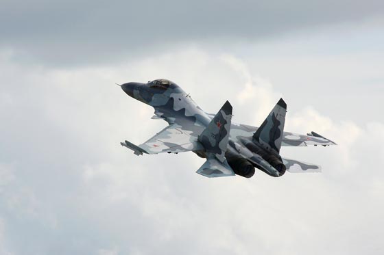 مسؤول روسي يحذر من العبث مع سوخوي 35 في السماء السورية صورة رقم 5