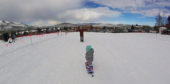 الثلوج الامريكية ترحب باصغر متزلجة.. لا يتجاوز عمرها الـ 14شهرا صورة رقم 4