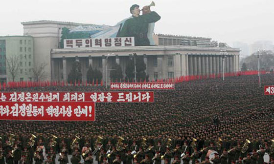 جونغ اون يأمر جيشه بالاستعداد لهجوم نووي وقائي على الاعداء صورة رقم 3