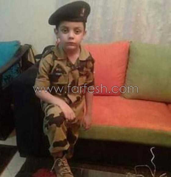 صور احمد السيسي نجم ذا فويس كيدز يرتدي ملابس الجيش المصري صورة رقم 1