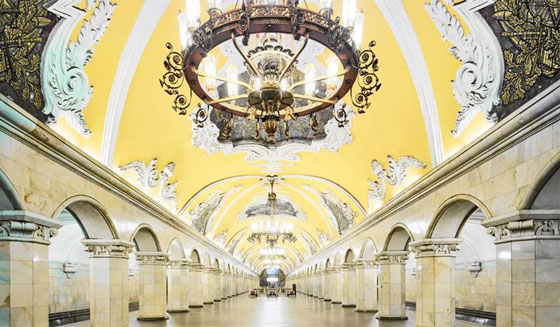 مترو موسكو.. لوحة فنية وارث وطني فخم في كل محطة صورة رقم 7