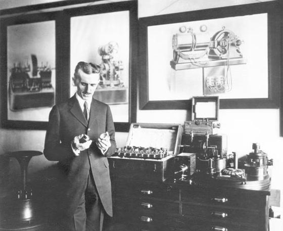 صاحب الـ(مليون اختراع) كان اول من فكّر في الهواتف الذكية عام 1901! صورة رقم 1