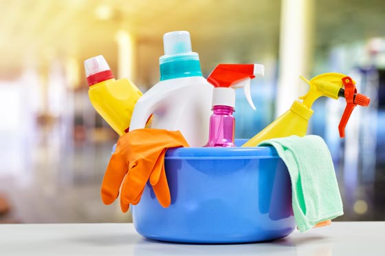  منتجات منزلية تهدد حياتك: المنظفات، البلاستيك، الحليب ومنتجات التجميل   صورة رقم 1