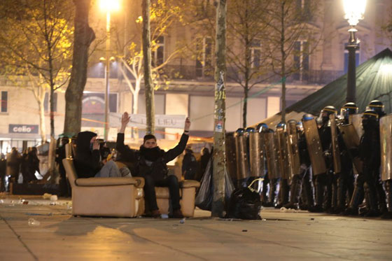مظاهرات عنيفة وسط باريس والشرطة تحتجز عشرات المشاغبين صورة رقم 9