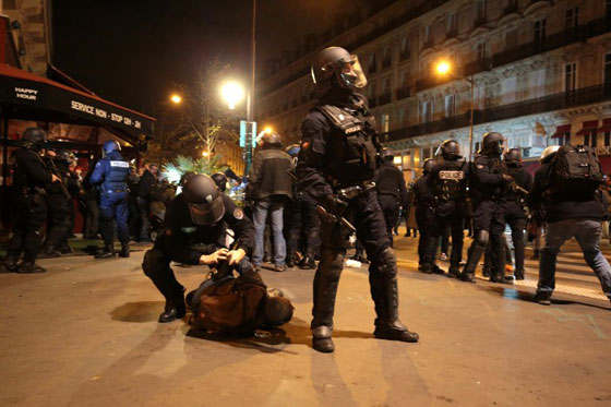 مظاهرات عنيفة وسط باريس والشرطة تحتجز عشرات المشاغبين صورة رقم 10