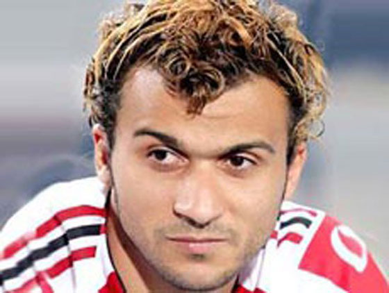 نجوم كرة القدم في مصر يتباهون بقصات شعرهم الغريبة.. صورة رقم 2