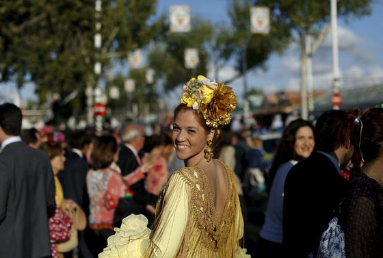 أروع صور: مهرجان فيريا دي أبريل في اسبانيا: ثيران وخيول وفلامنكو صورة رقم 4