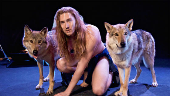 حدث في يوروفيجن.. فنان بيلاروسي يغني عاريا يرافقه ذئب!! صورة رقم 3