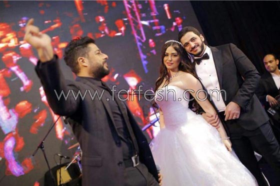ما حقيقة خلاف عمرو دياب مع تامر حسني ومحمد حماقي بحفل زفاف كريم السبكي؟ صورة رقم 3