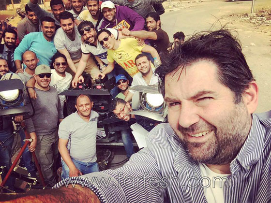 المخرج اللبناني عثمان ابو لبن يفقد 4 افراد من أسرته بتحطم الطائرة المصرية صورة رقم 4