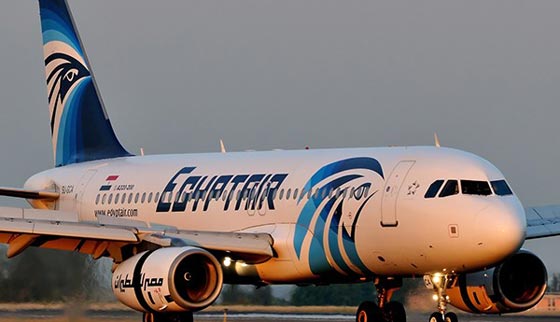  الطائرة المصرية اطلقت اجهزة انذار لمدة 3 دقائق وسط صمت قاتل صورة رقم 16