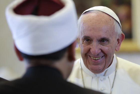 شيخ الازهر يلتقي البابا: الاديان جاءت لاسعاد الناس وليس لشقائهم! صورة رقم 3