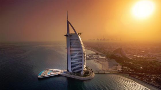 دبي تدشن اول جزيرة اصطناعية في العالم صورة رقم 2