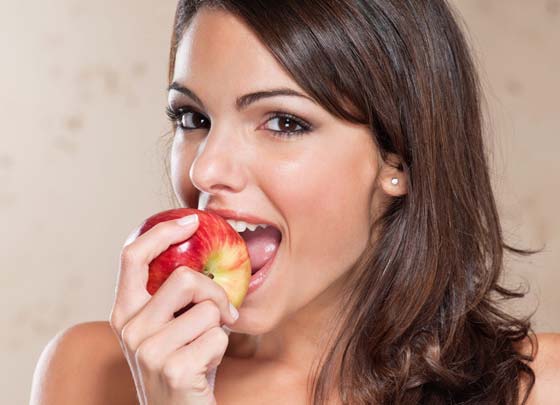 اليكم افضل 10 اطعمة لكبح الشهية.. بينها التفاح والفليفلة الحريفة صورة رقم 1