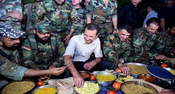 الاسد يتناول الافطار مع جنوده: هذه اطيب لقمة في حياتي!! صورة رقم 3