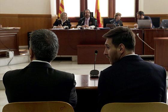 اسبانيا: ادانة ميسي ووالده بالتهرب الضريبي صورة رقم 2